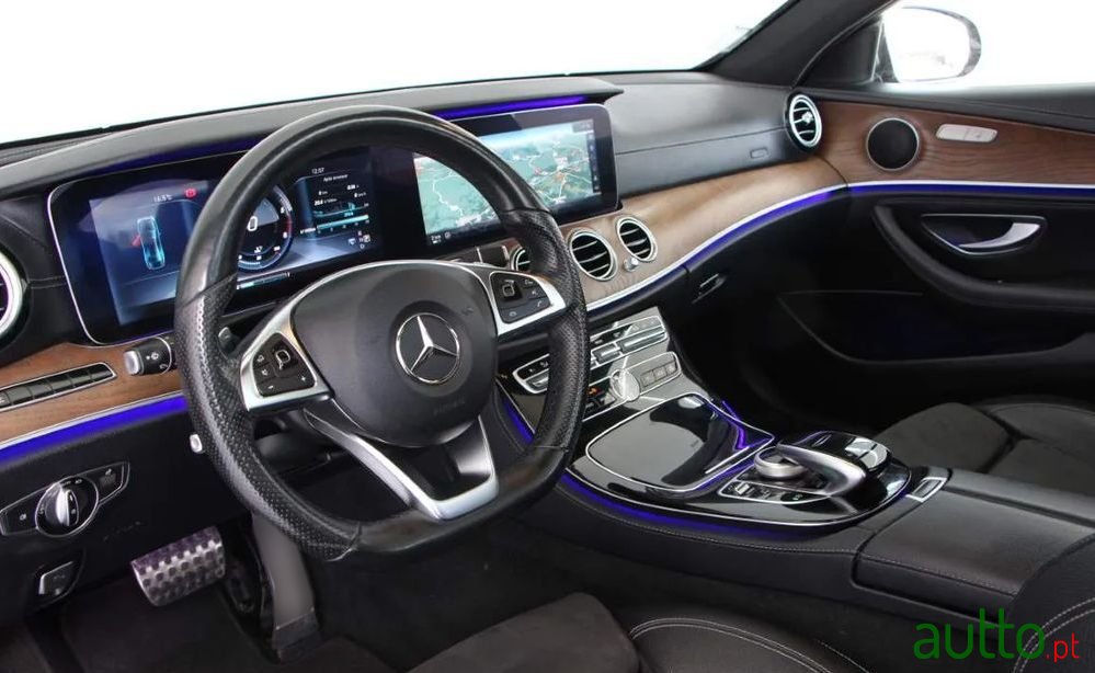 2016' Mercedes-Benz E 220 D Amg photo #2