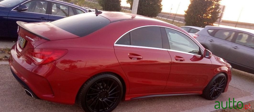 2013' Mercedes-Benz Cla-220 photo #3