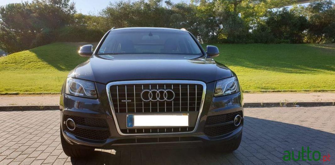 2010' Audi Q5 2.0 Tdi S Line photo #3