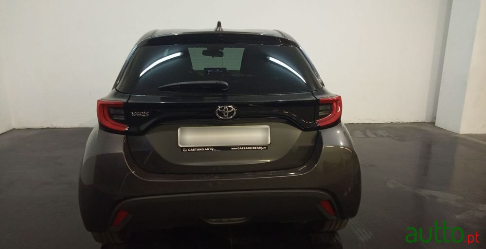 2021' Toyota Yaris 1.0 Vvt-I Exclusive photo #4