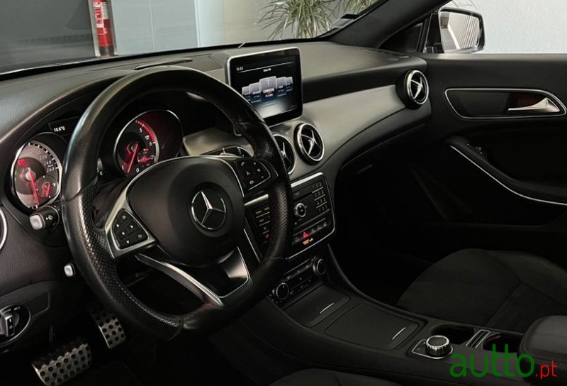 2015' Mercedes-Benz CLA 220 photo #6