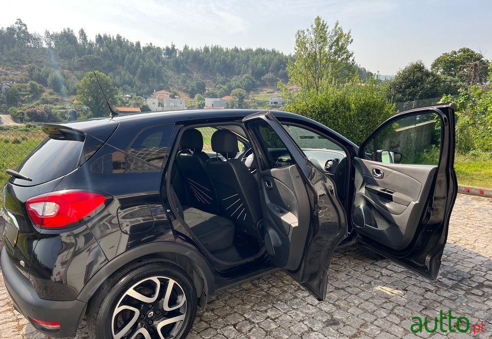 2013' Renault Captur photo #6