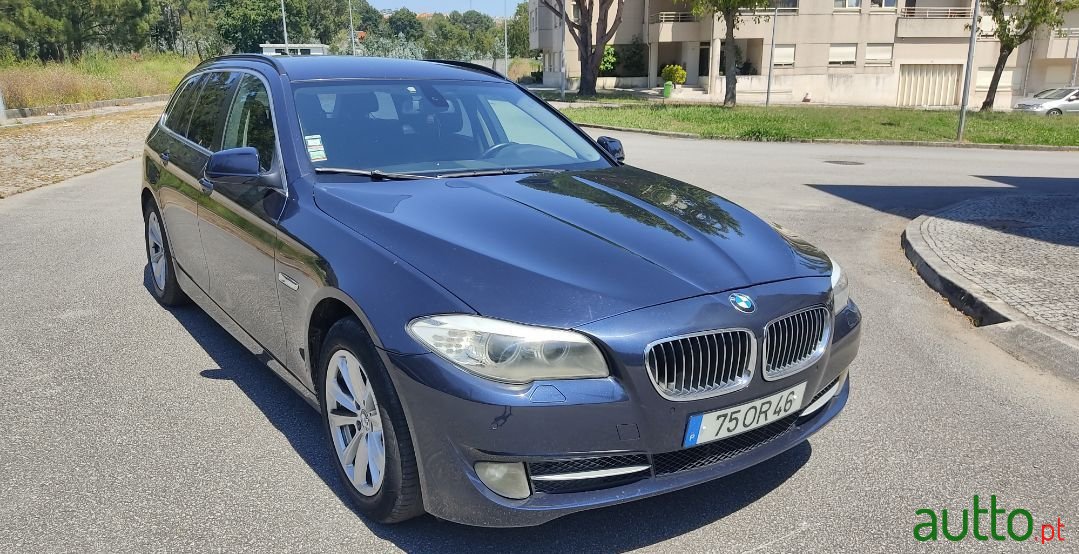 2010' BMW 520 photo #2