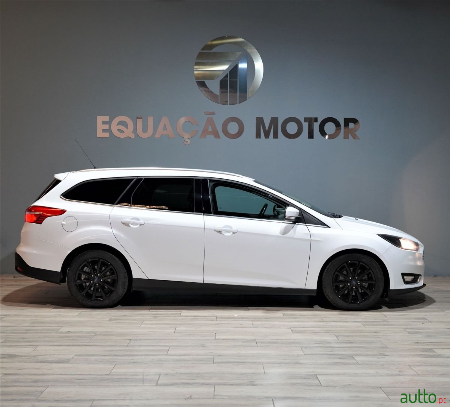 2016' Ford Focus Sw photo #2