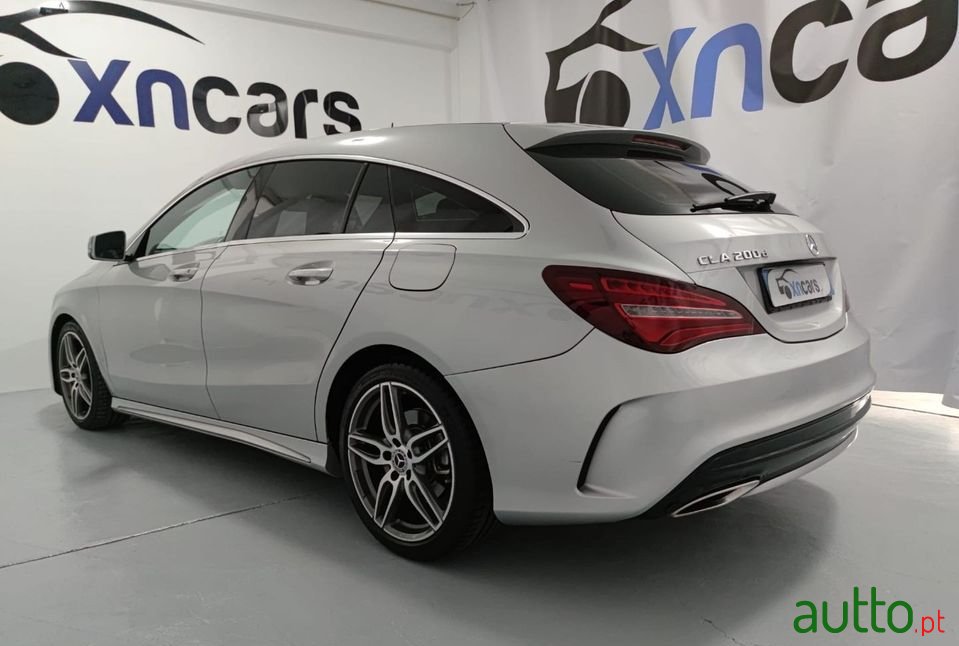 2017' Mercedes-Benz Cla-200 photo #4