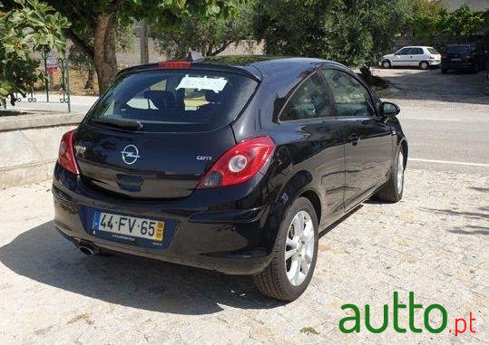 2008' Opel Corsa photo #2