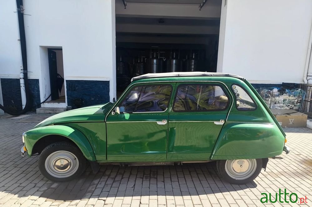 1977' Citroen Dyane photo #1