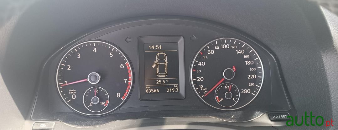 2010' Volkswagen Scirocco photo #5