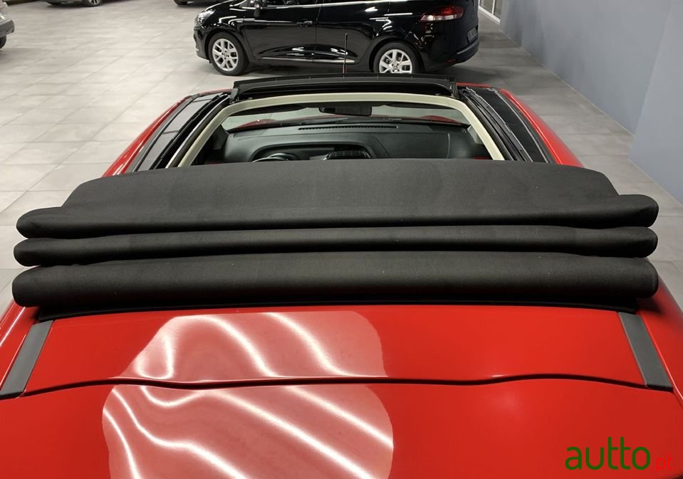 2015' Toyota Aygo photo #2