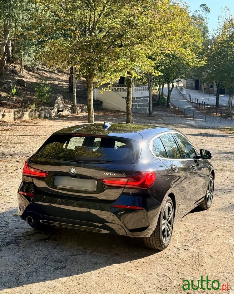2020' BMW Série 1 D Advantage Auto photo #6