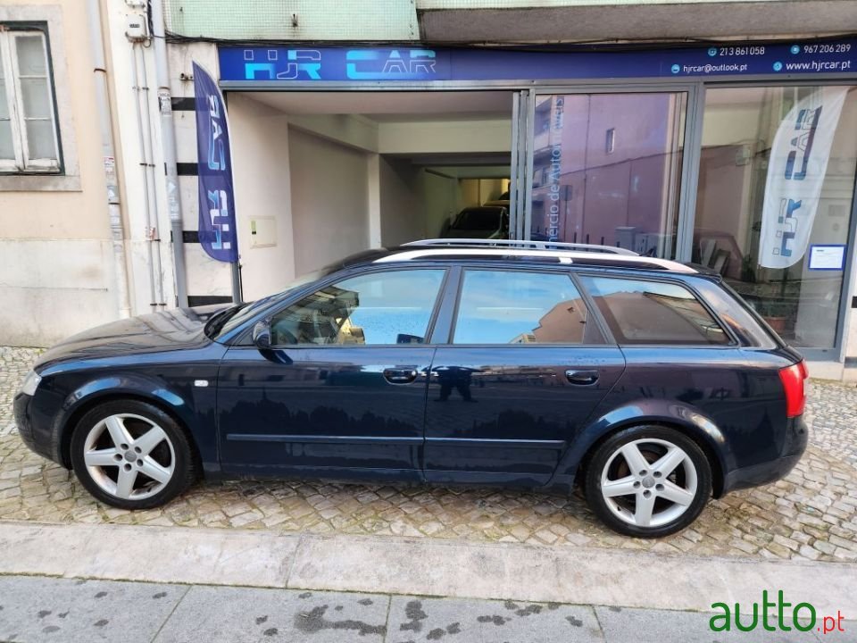 2004' Audi A4 Avant photo #3