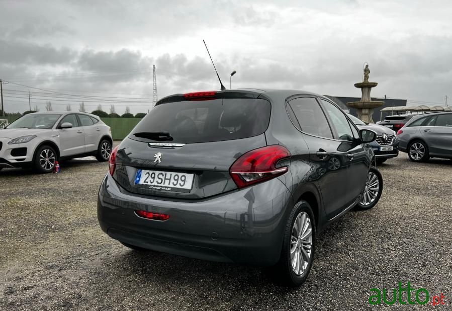 2016' Peugeot 208 photo #4