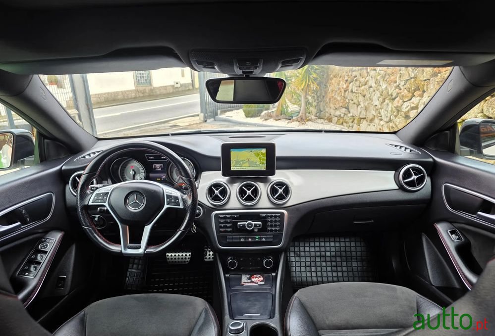 2014' Mercedes-Benz Classe Cla photo #6