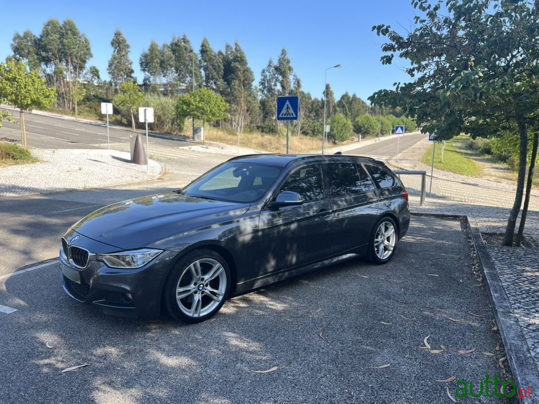 2012' BMW 320 photo #2