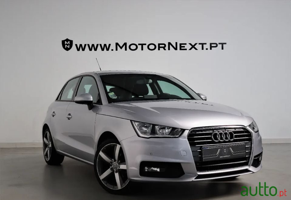 2016' Audi A1 Sportback photo #1