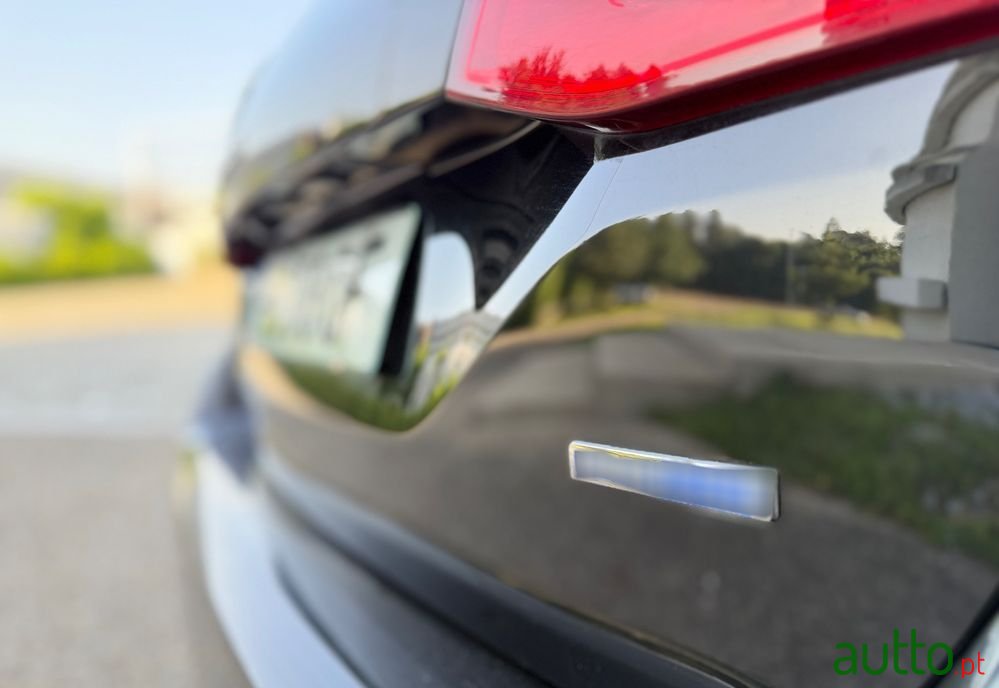 2015' Peugeot 308 Sw photo #6