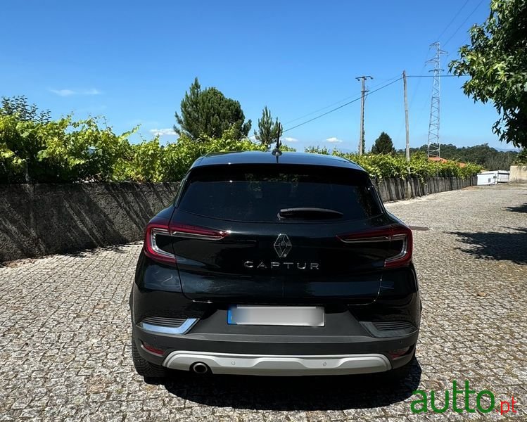 2020' Renault Captur 1.5 Dci Exclusive Edc photo #3