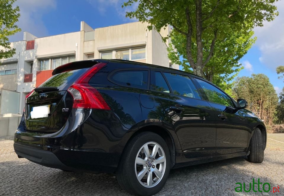 2013' Volvo V60 photo #2