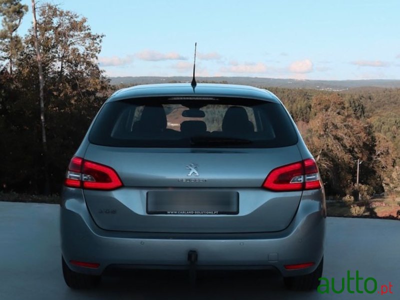 2018' Peugeot 308 Sw photo #3