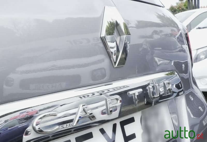 2019' Renault Captur photo #6