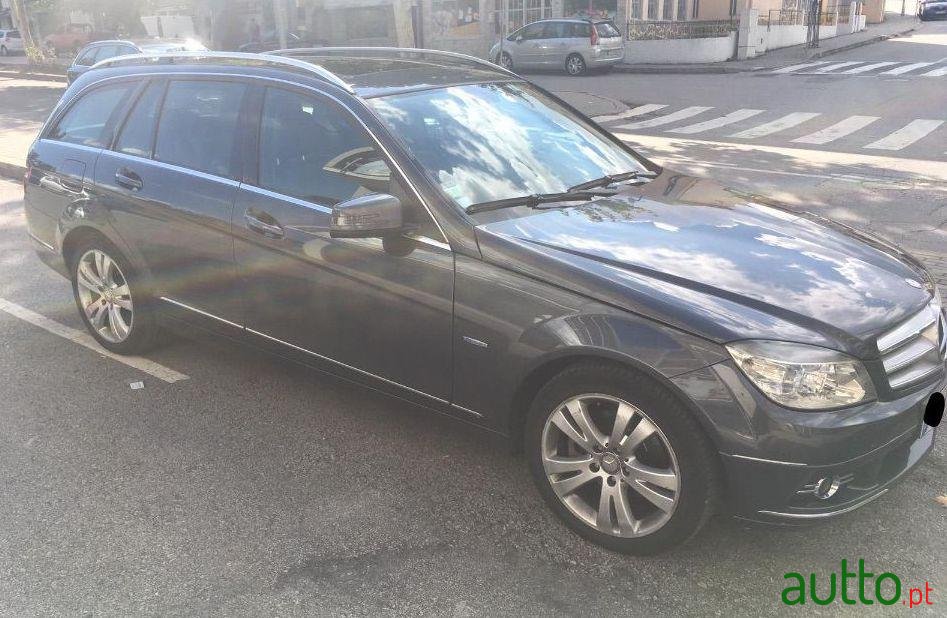 2010' Mercedes-Benz 220 Cdi Avangard photo #4