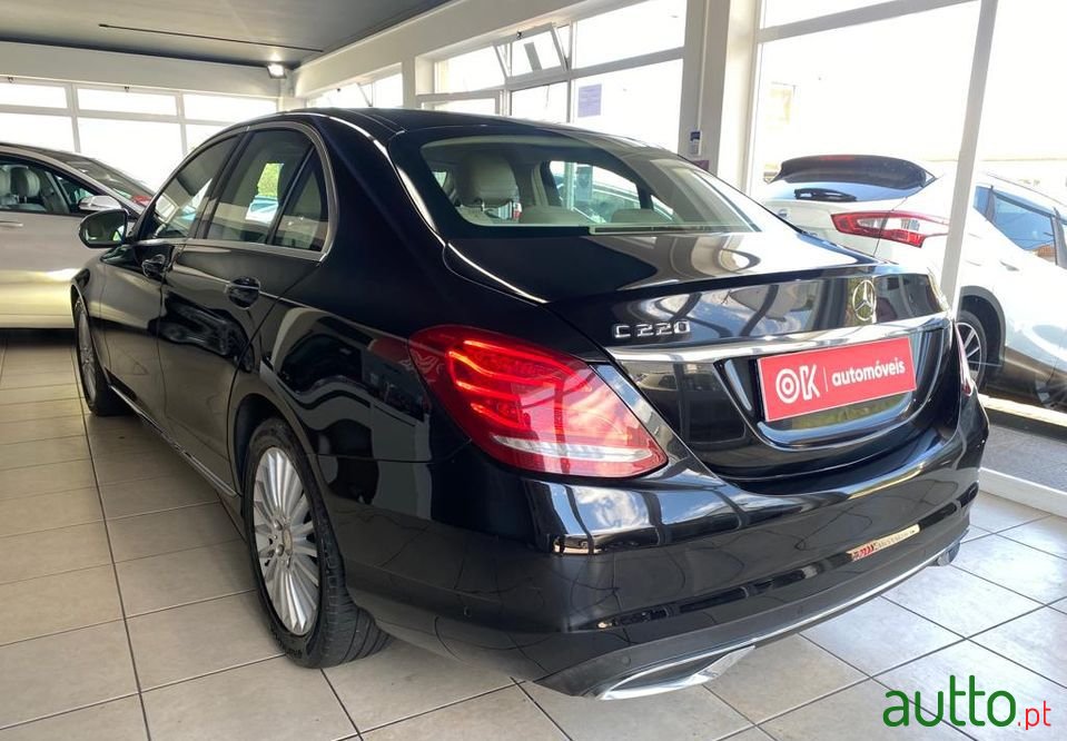 2014' Mercedes-Benz C-220 photo #2