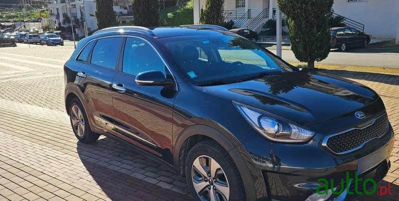 2018' Kia Niro 1.6 Gdi Phev Tx photo #1