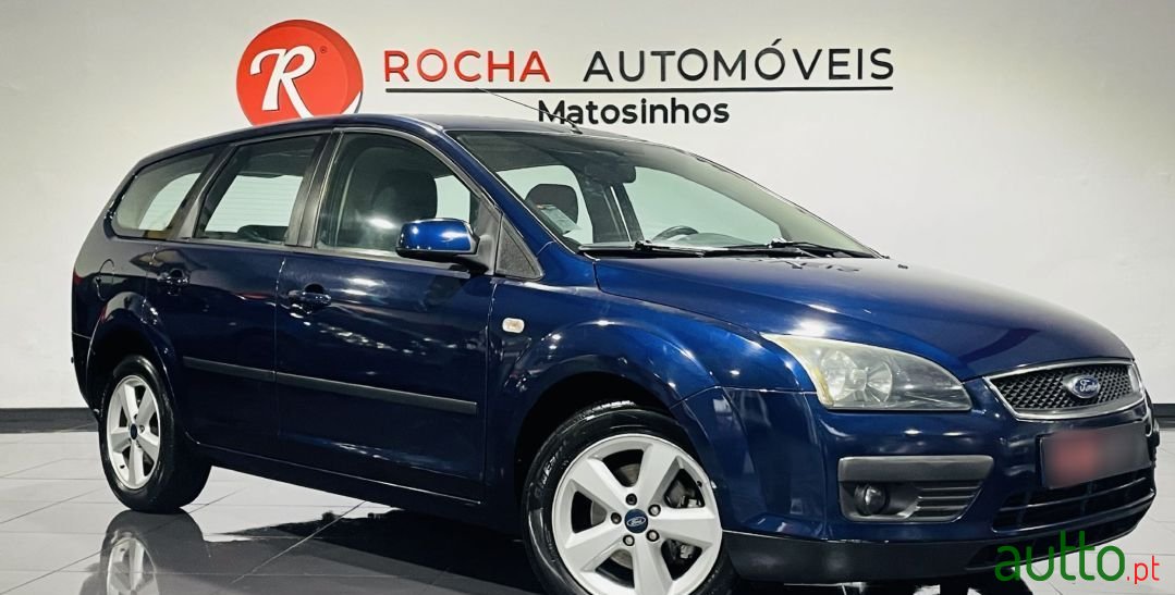 2005' Ford Focus Sw photo #3