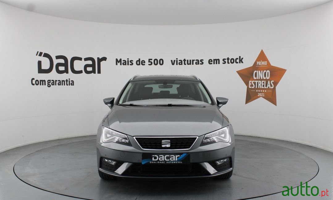 2017' SEAT Leon St photo #2