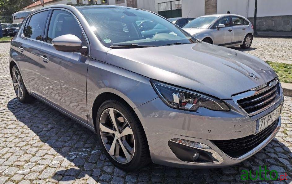 2014' Peugeot 308 photo #2