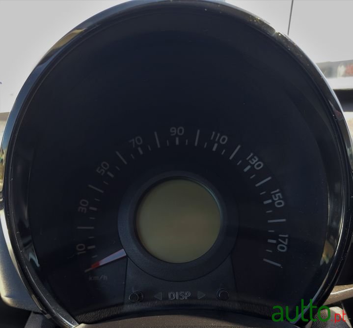 2014' Peugeot 108 photo #4