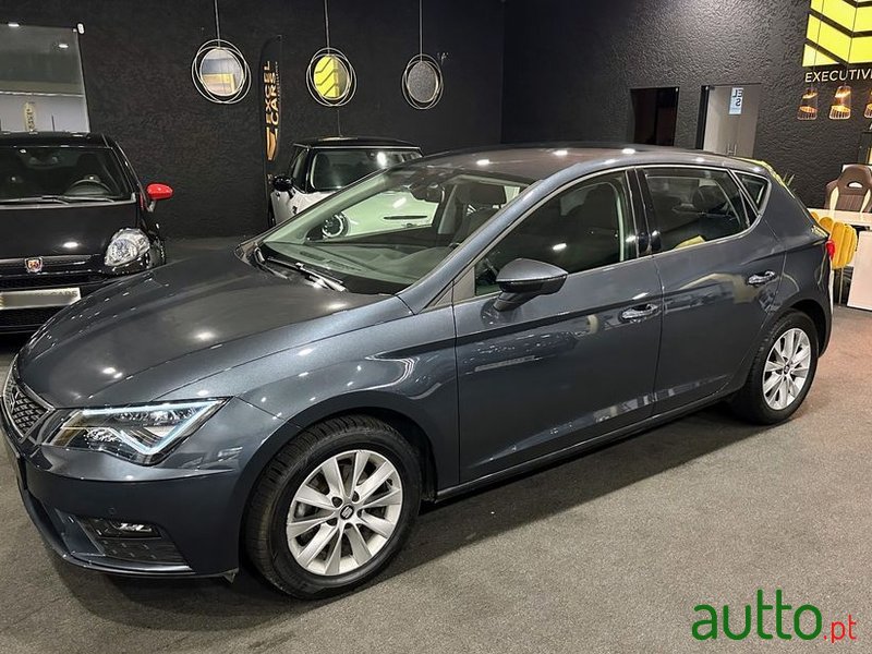 2020' SEAT Leon 1.6 Tdi Xcellence photo #5