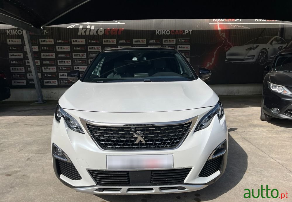 2020' Peugeot 3008 photo #2