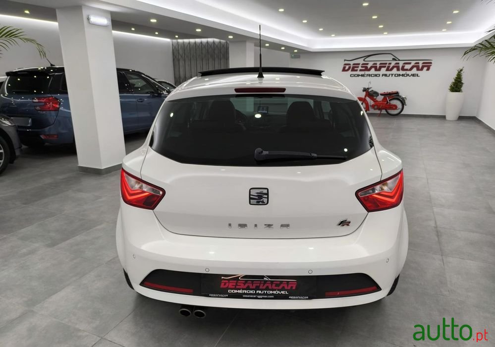 2015' SEAT Ibiza Sc 1.2 Tsi Fr photo #6