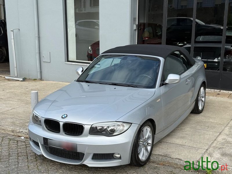 2011' BMW Série 1 D Pack M photo #5
