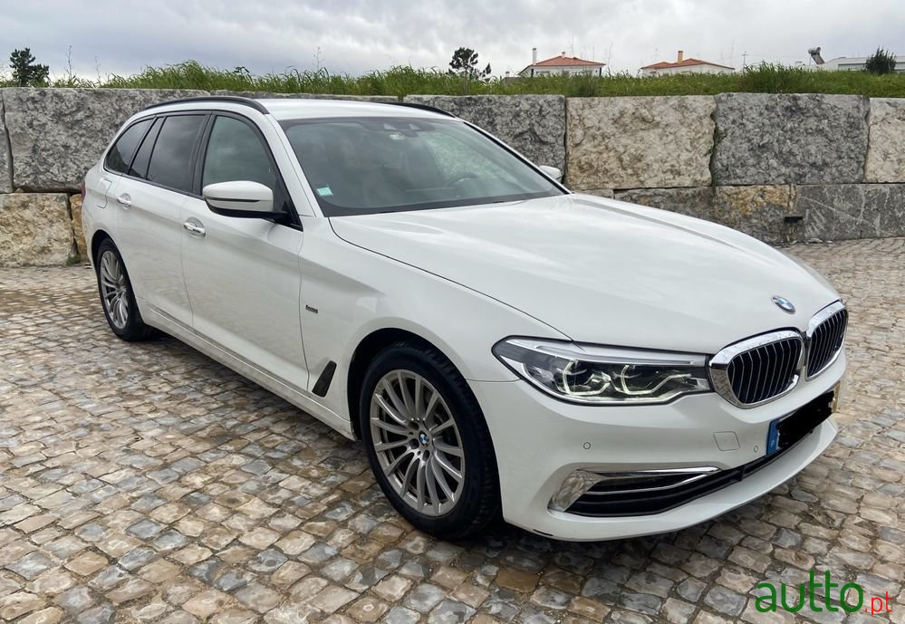 2018' BMW 520 D Line Luxury Auto photo #1