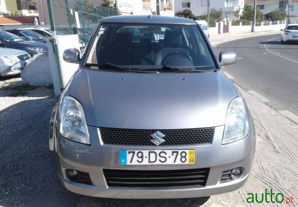 2007' Suzuki Swift photo #3