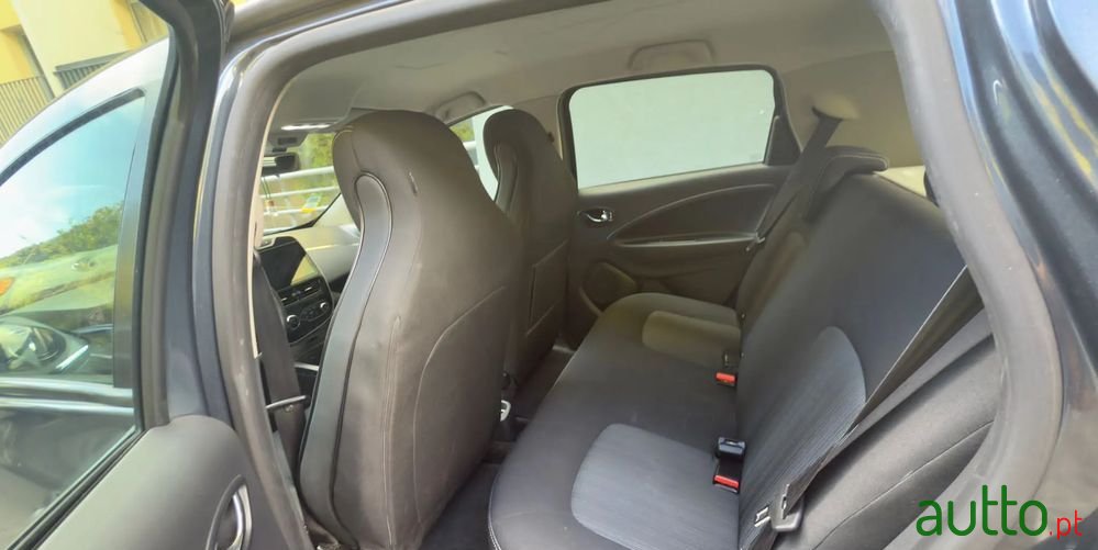 2017' Renault Zoe photo #5