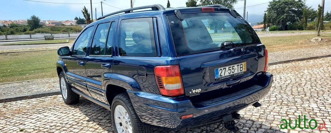 2002' Jeep Grand Cherokee photo #3