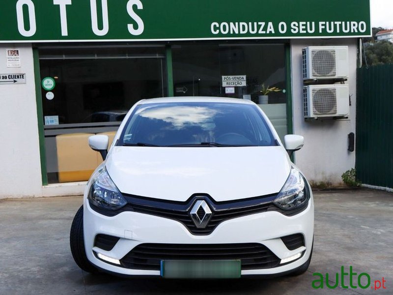 2018' Renault Clio 1.5 Dci Zen photo #2