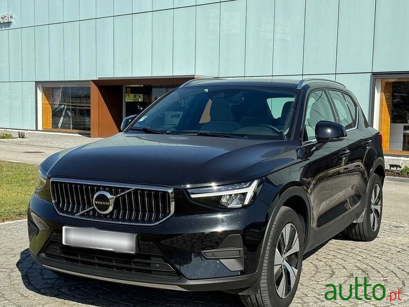 2022' Volvo Xc 40 photo #1