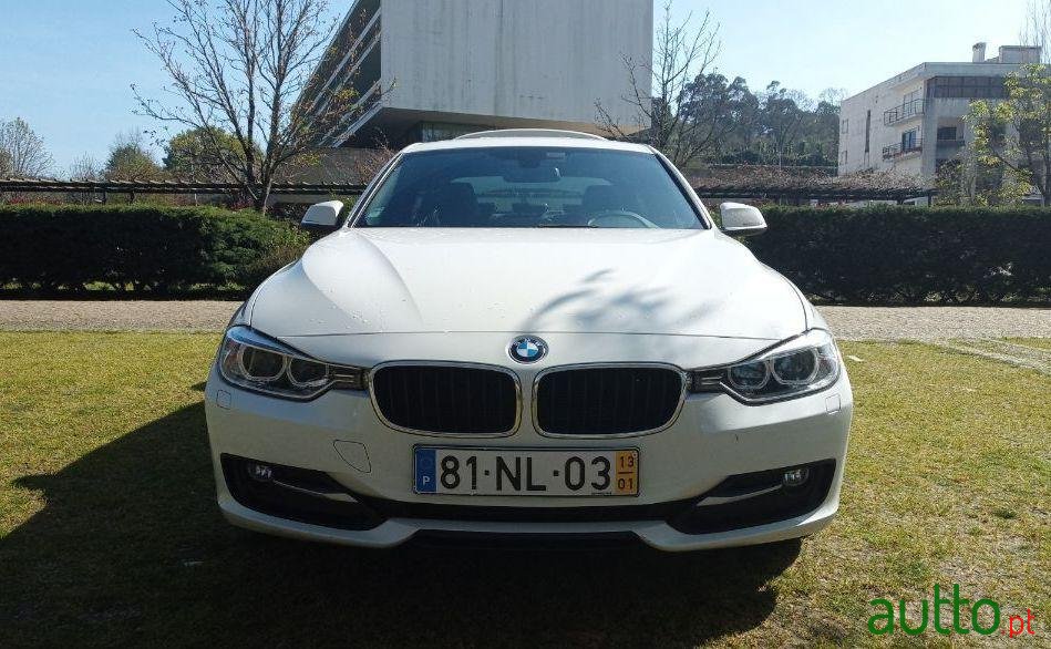 2013' BMW 318 photo #4