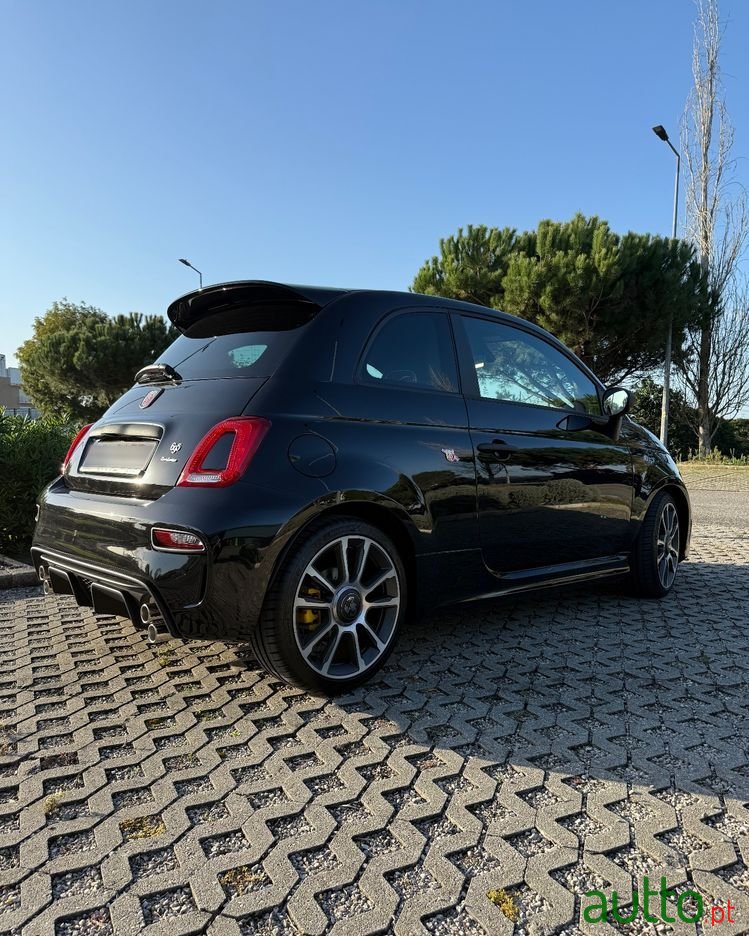 2024' Fiat 695 Abarth photo #6