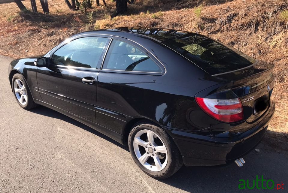 2007' Mercedes-Benz C-220 photo #3