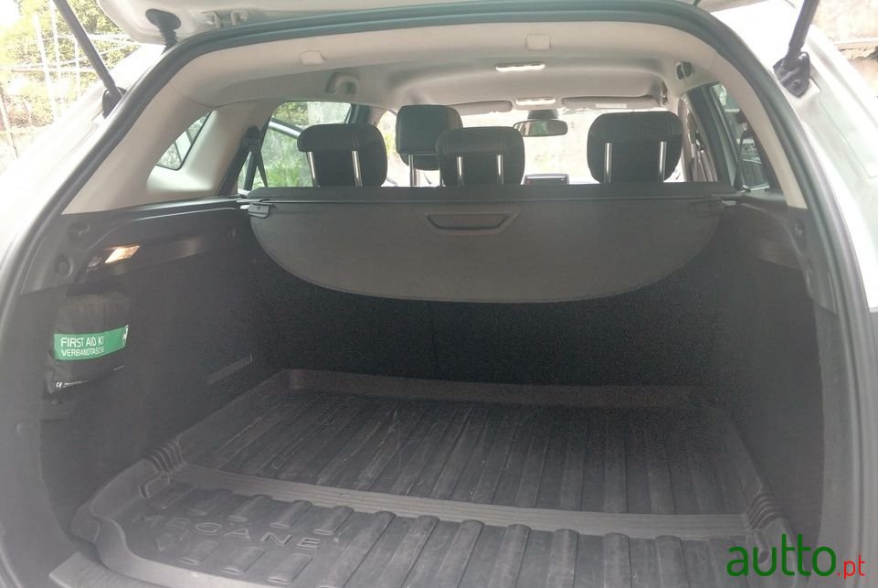 2015' Renault Megane photo #5