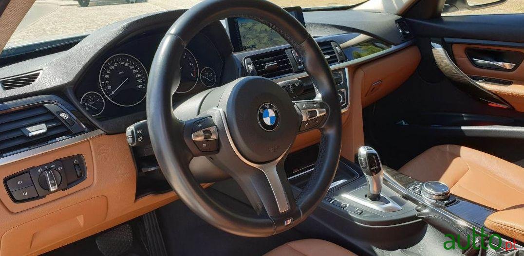 2014' BMW 320 D Line Luxury Auto photo #1