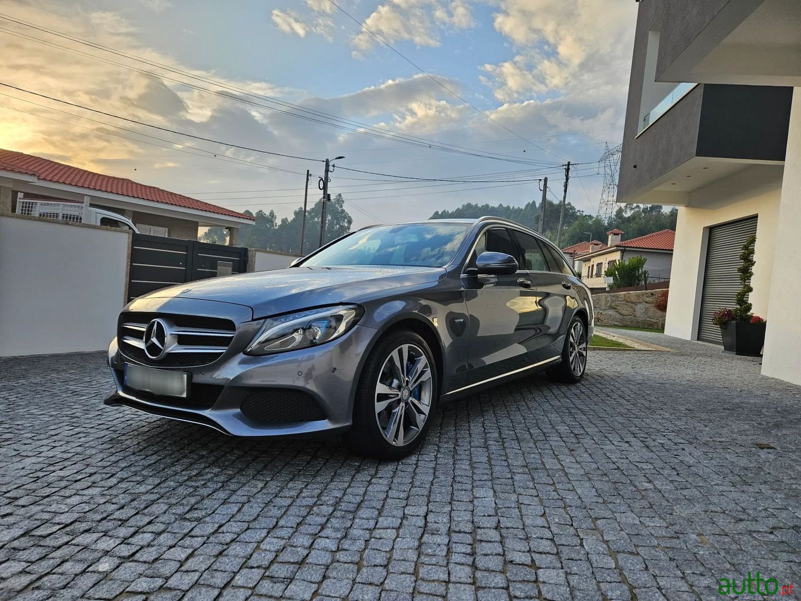 2016' Mercedes-Benz C-350 photo #1