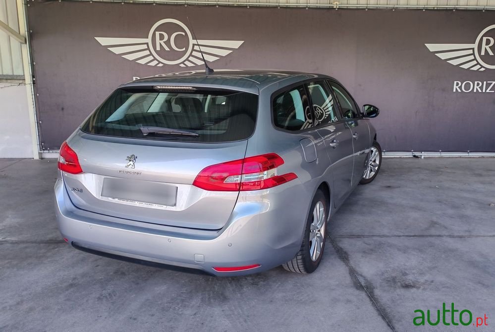 2018' Peugeot 308 Sw photo #5