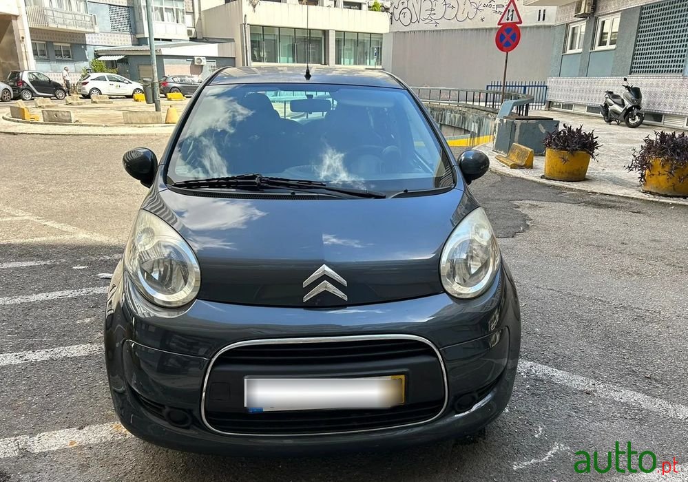 2009' Citroen C1 photo #2