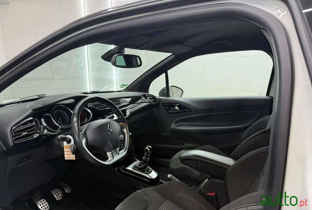 2013' Citroen DS3 1.6 Thp Sport Chic photo #6